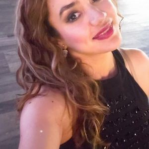 Meet your Posher, Karina margot